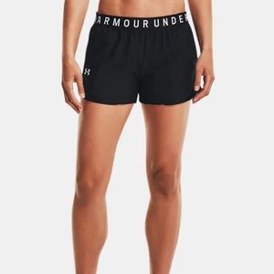 Black under armor athletic shorts